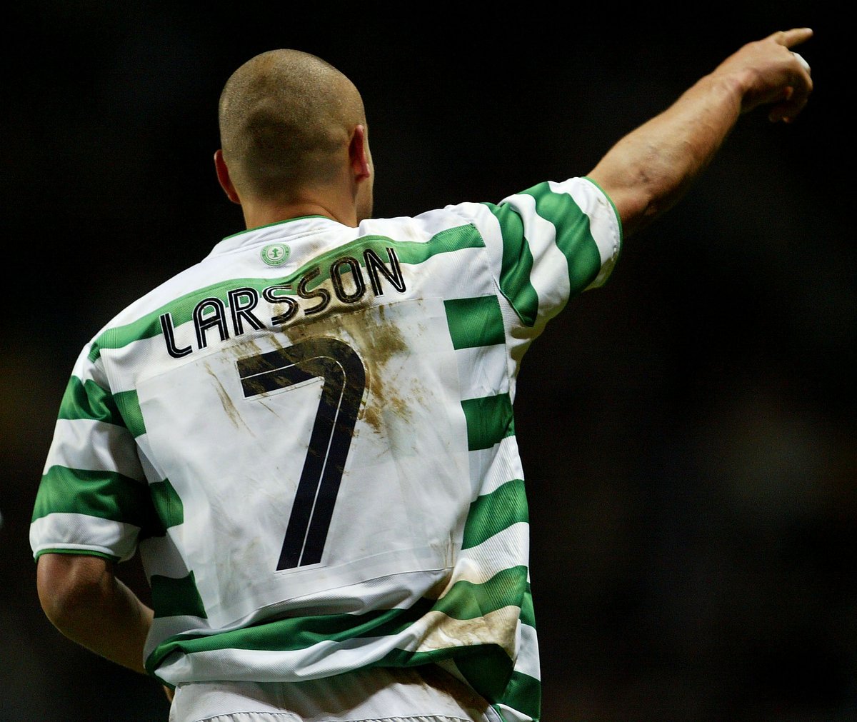 EuropaLeague's tweet photo. 😆 Celtic legend Henrik Larsson 💪

5⃣9⃣ goals in UEFA club competitions 👏

#UEL #TBT https://t.co/KID1MLB6JB
