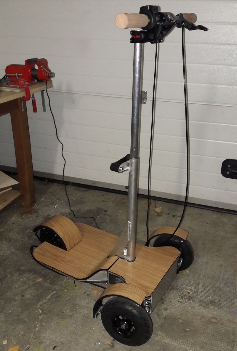 NOUVEAU PROTOTYPE FINI HIER A 4H DU MATIN ! ✊
Pari réussi de l'avoir dans les temps pour le salon #Autonomy2018 (Paris). Vous pourrez m'y trouver cet après midi, demain et après demain 😃