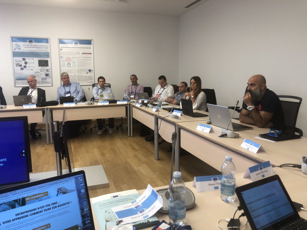 medjawii's tweet image. I am in Ispra, Italy working with the Joint Research Centre (JRC), European Commission on an API strategy for government across the EU members with with @kinlane @mgboydcom #APIs4DGov something to share/feedbacks for EU API teams?