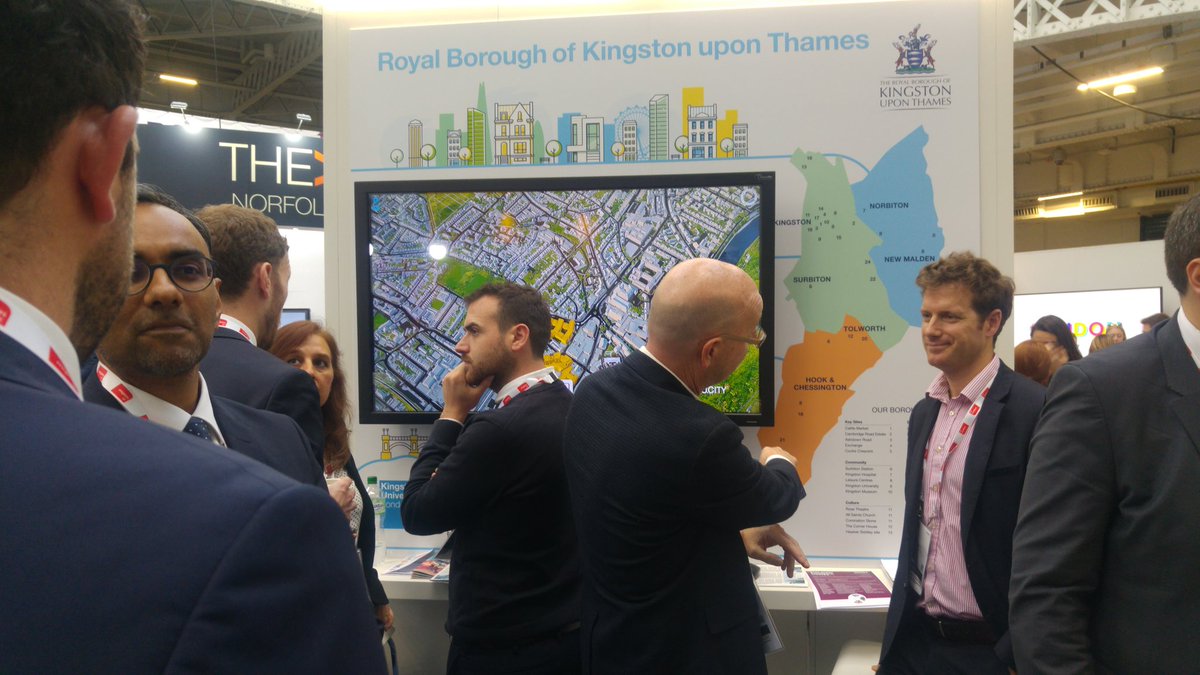 VUCITY_'s tweet photo. Fantastic to see https://t.co/YS20v4AG2U in use by @kingstonsurrey! #MIPIMUK #BetterBuild #Smart #PropTech https://t.co/YpxBvD7aXq