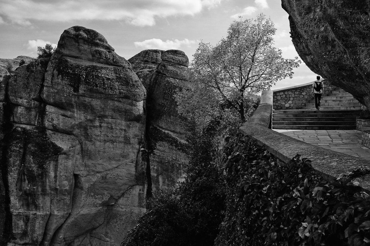 GREECEPHOTOWORK's tweet photo. #privatephototours in the unique landscape of the #UNESCO 's world heritage site, #meteora. Learn photography alongside top pros whilst immersing in amazing places! https://t.co/6wbcNpp2Lj #greece #greecephototours #shootwiththepros #Unescosites https://t.co/VSlTtb4aez