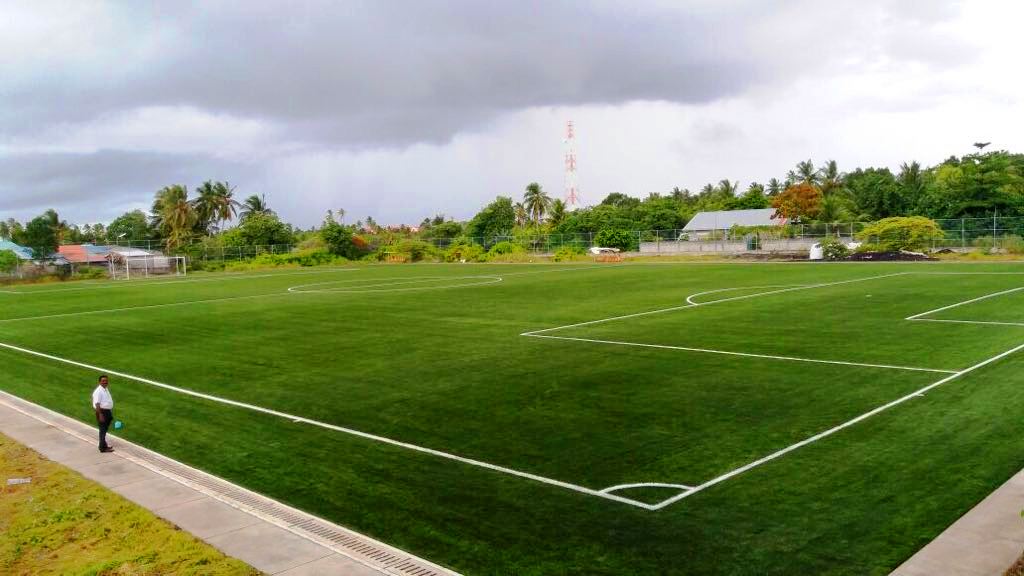 GSI_Hyd's tweet photo. Now that is one awesome stadium field #GreatSportsInfra installed @ the #AdduCity, #Maldives. Incredible project sponsored by #FIFA for the #MaldivesGovernment 
.
.
#football #fieldturf #letsfootball #fanbannapadega #sports #sportsinfrastructure #indiansports #indiansportscompany https://t.co/t26CDBRfcO