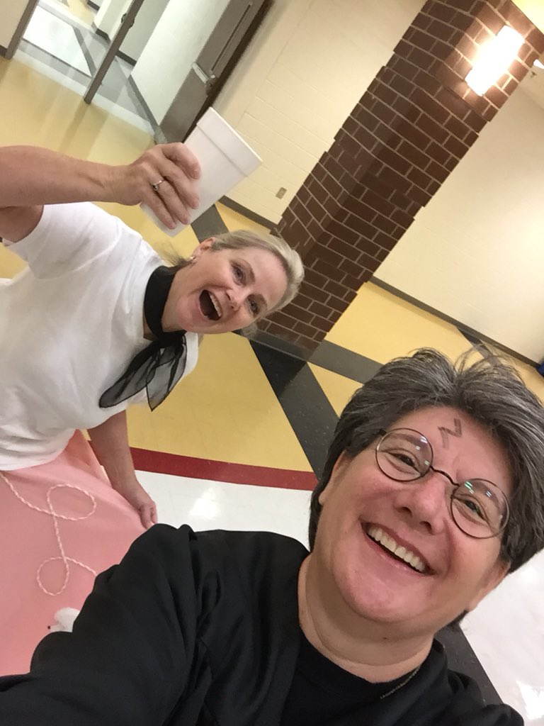 CoachEllenburg's tweet photo. Pepperell High 
Celebrity Decades Day 
Laura Byrd with the 50’s in her poodle skirt. 
I am going with the 90’s in my Harry Potter. 
#homecomingweek2018
@Pepperell_Pulse @JameyAlcornPHS https://t.co/QWsQ7nn8T2