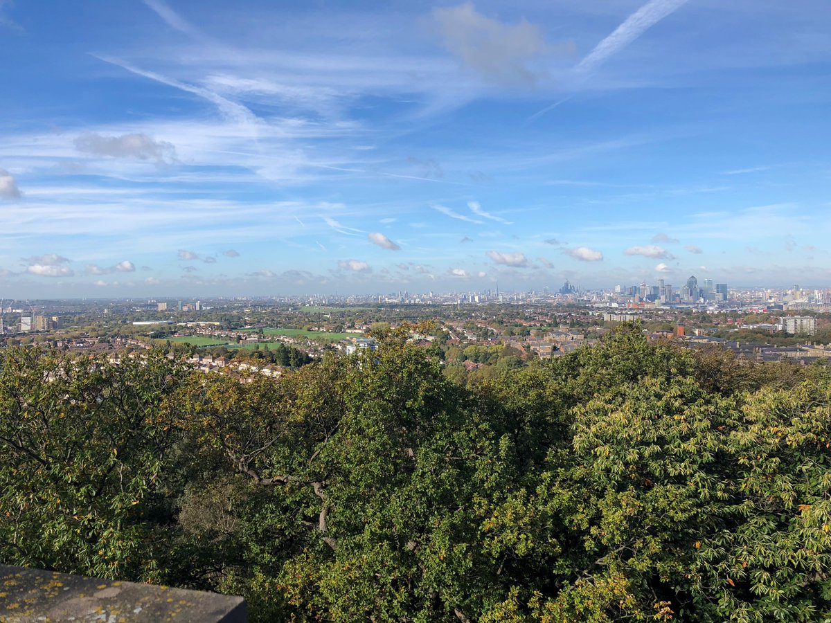 The view from the top of <a href="/Severndroog/">Severndroog Castle</a> this morning. Visit our beautiful parks, gardens and open spaces this autumn. #autumn #royalgreenwich 🍂🍂🍂 Full list here: royalgreenwich.gov.uk/directory/14/p…