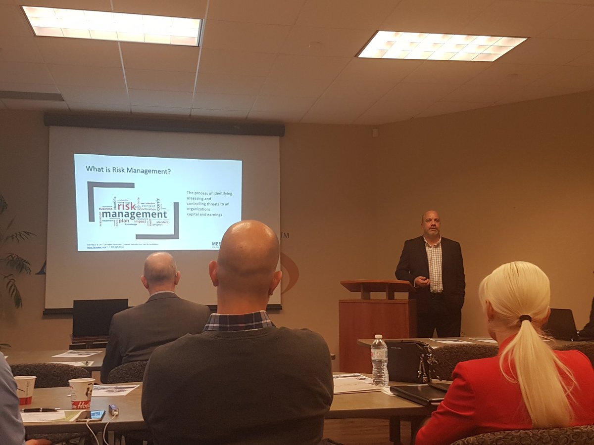 @CharlieC_ISB from <a href="/ISBMee/">ISBMee</a> speaking on the Importance of Qualifying Drivers at todays <a href="/privatefleets/">PMTC</a> Ontario Educational Seminar