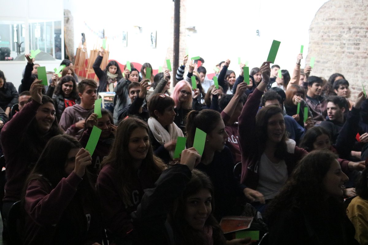 UnidosTodosAC's tweet photo. Algo de lo que fue el Taller sobre #ITS realizado el pasado jueves 11 de octubre en el Complejo Educativo Dr. Francisco de Gurruchaga.
Gracias, nuevamente, a toda la comunidad educativa de la Escuela, docentes y alumnxs por haber participado!
#VIH #CuidarDeMi #ChequeaStock #iESi https://t.co/HbbF1E4cVo