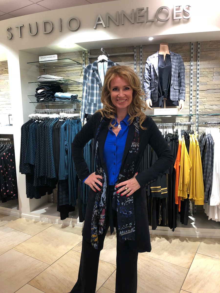 Vanmiddag spreekt <a href="/helgavanleur/">Helga van Leur ☀</a> op het <a href="/OndernemerBF/">Business Festival</a> Twente over #duurzaamheid. Natuurlijk wel in een outfit van een merk dat zich ook inzet voor duurzaamheid en verantwoord produceert: Studio Anneloes. Wij wensen Helga en <a href="/MarthaRiemsma/">Martha Riemsma</a> veel succes vanmiddag!