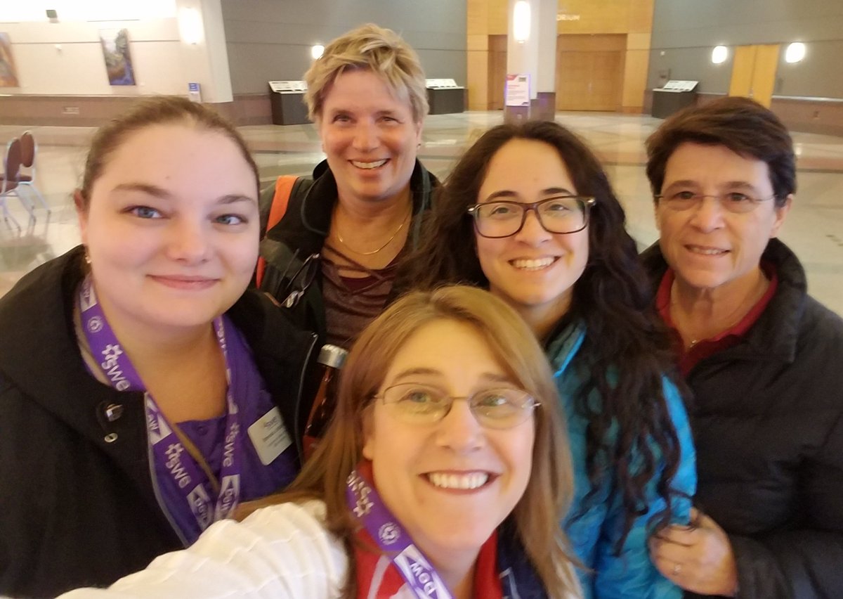 cbgnch's tweet photo. Wonderful first day #WE18 #BreakingBoundaries #swetalk https://t.co/ODv91JUkxI