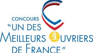 Château de Ferrières tweet media