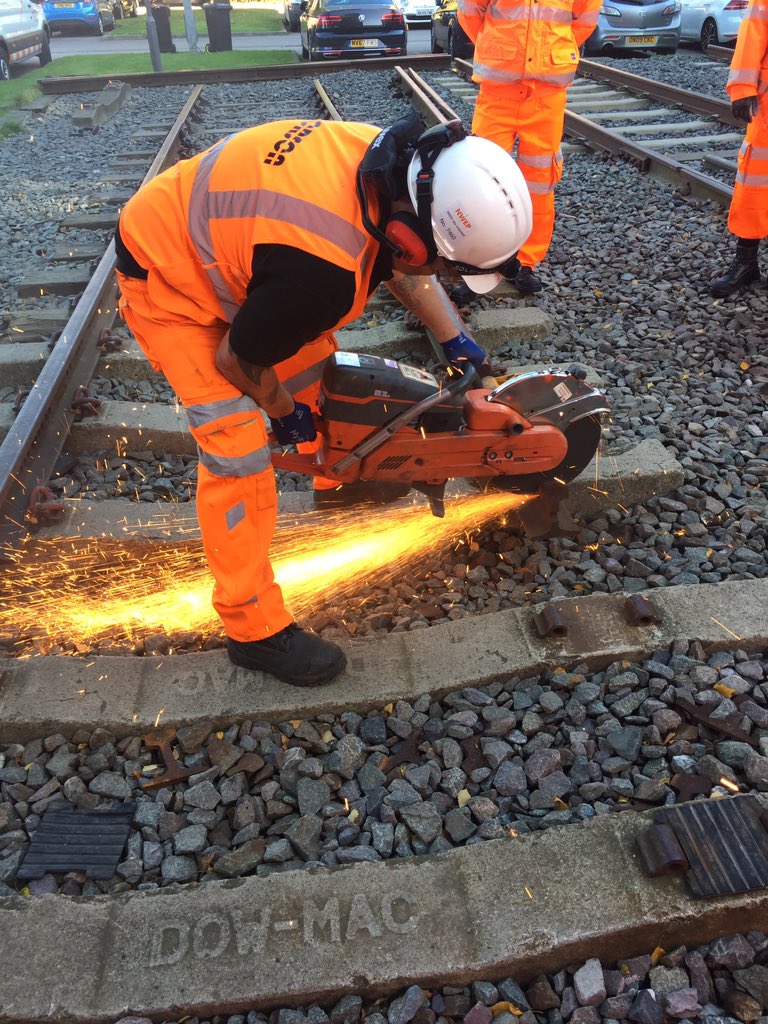 HulmeNigel's tweet image. #railsaw day today’s small tools #Training