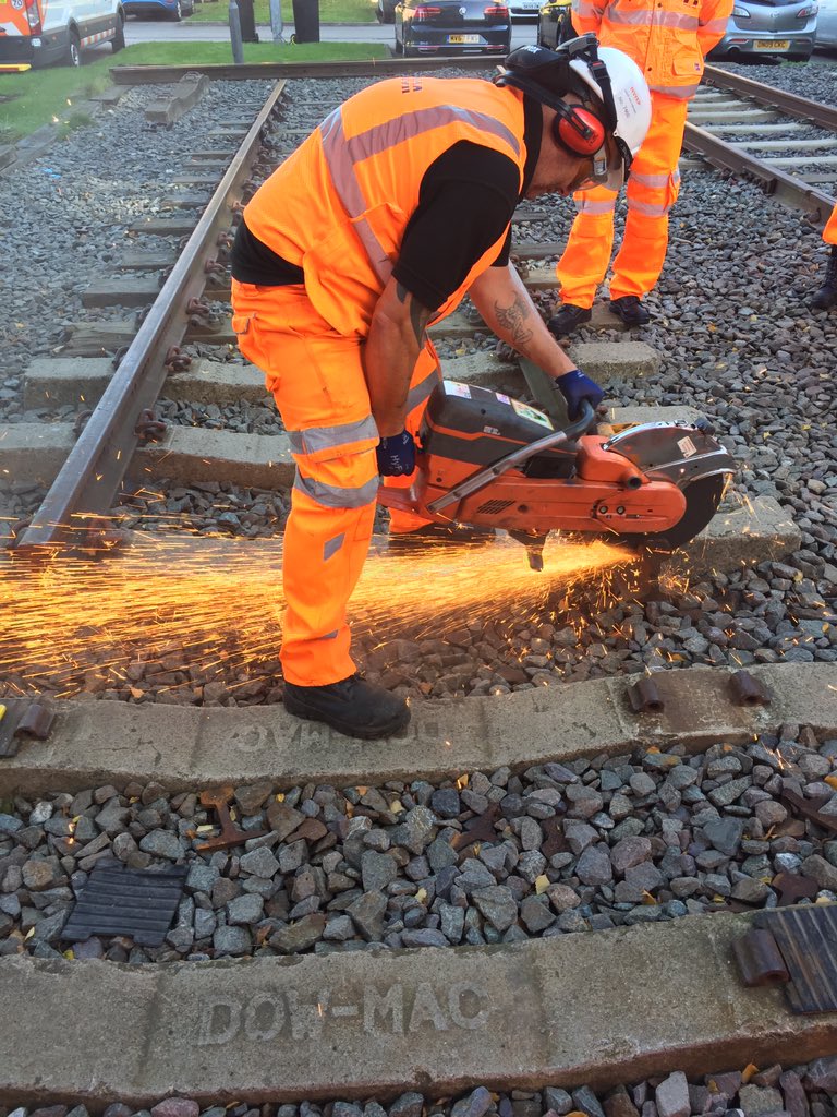 HulmeNigel's tweet image. #railsaw day today’s small tools #Training