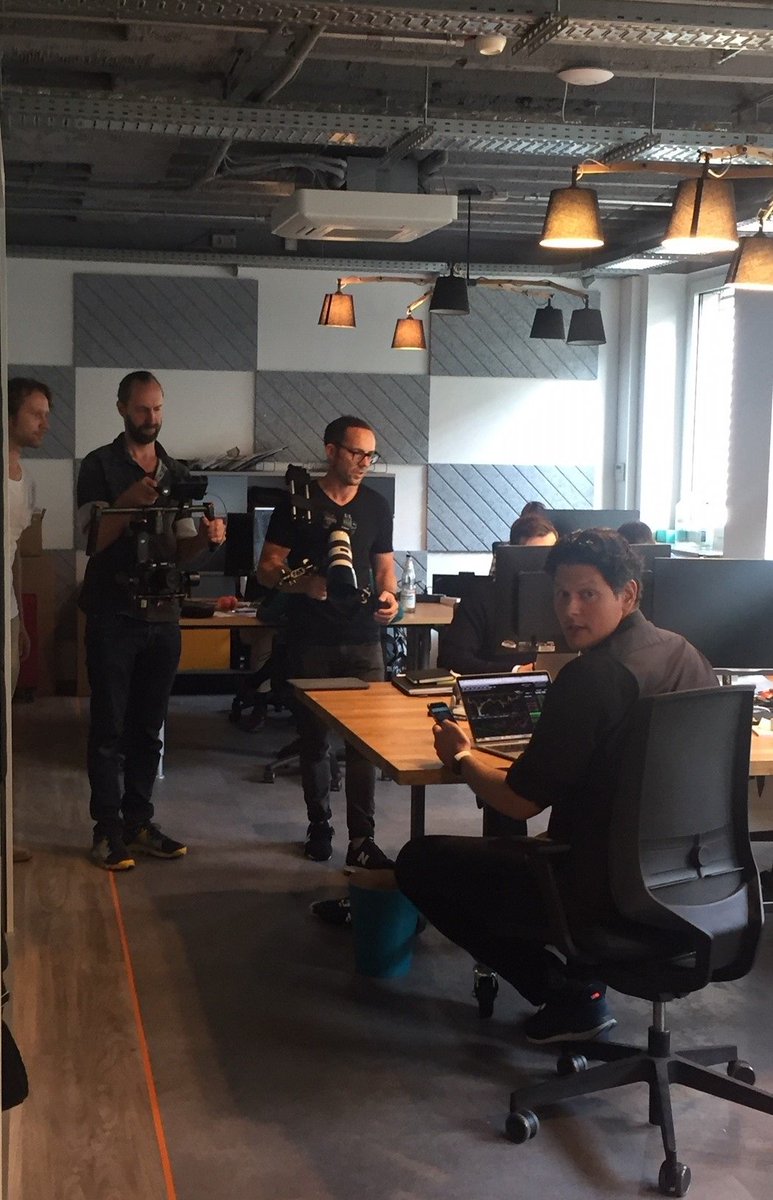 NetAppDACH's tweet image. Heute @Boerse Stuttgart: Making off #NetApp #DataVisionary Video mit @uspankowski