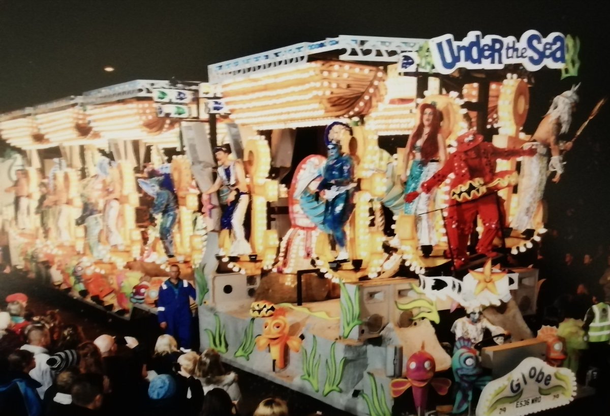 GlobeCC's tweet photo. #Throwbackthursday 2015 'Under The Sea' music 'Under the Sea' from The Little Mermaid
An adaption of the Broadway show was chosen as the theme.The cart was stripped & re engineered with contra rotating illuminated fish and boats rocking gently above them. #countdowntofifty https://t.co/guJk6vuXLq