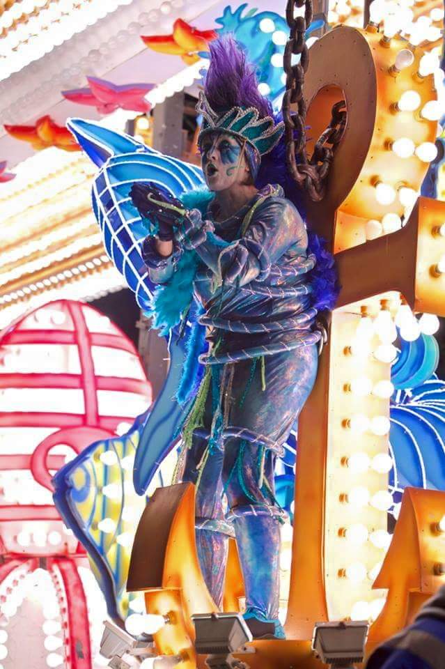 GlobeCC's tweet photo. #Throwbackthursday 2015 'Under The Sea' music 'Under the Sea' from The Little Mermaid
An adaption of the Broadway show was chosen as the theme.The cart was stripped & re engineered with contra rotating illuminated fish and boats rocking gently above them. #countdowntofifty https://t.co/guJk6vuXLq