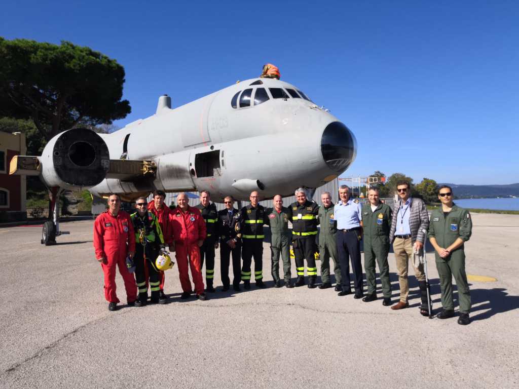 Il trasferimento dell'ultimo Breguet Br 1150 Atlantic, da Pratica di Mare al Museo Storico dell'Aeronautica Militare, è stato effettuato in collaborazione con il Corpo Nazionale dei Vigili del Fuoco grazie ad uno speciale… fromtheskies.it/lultimo-atlant…