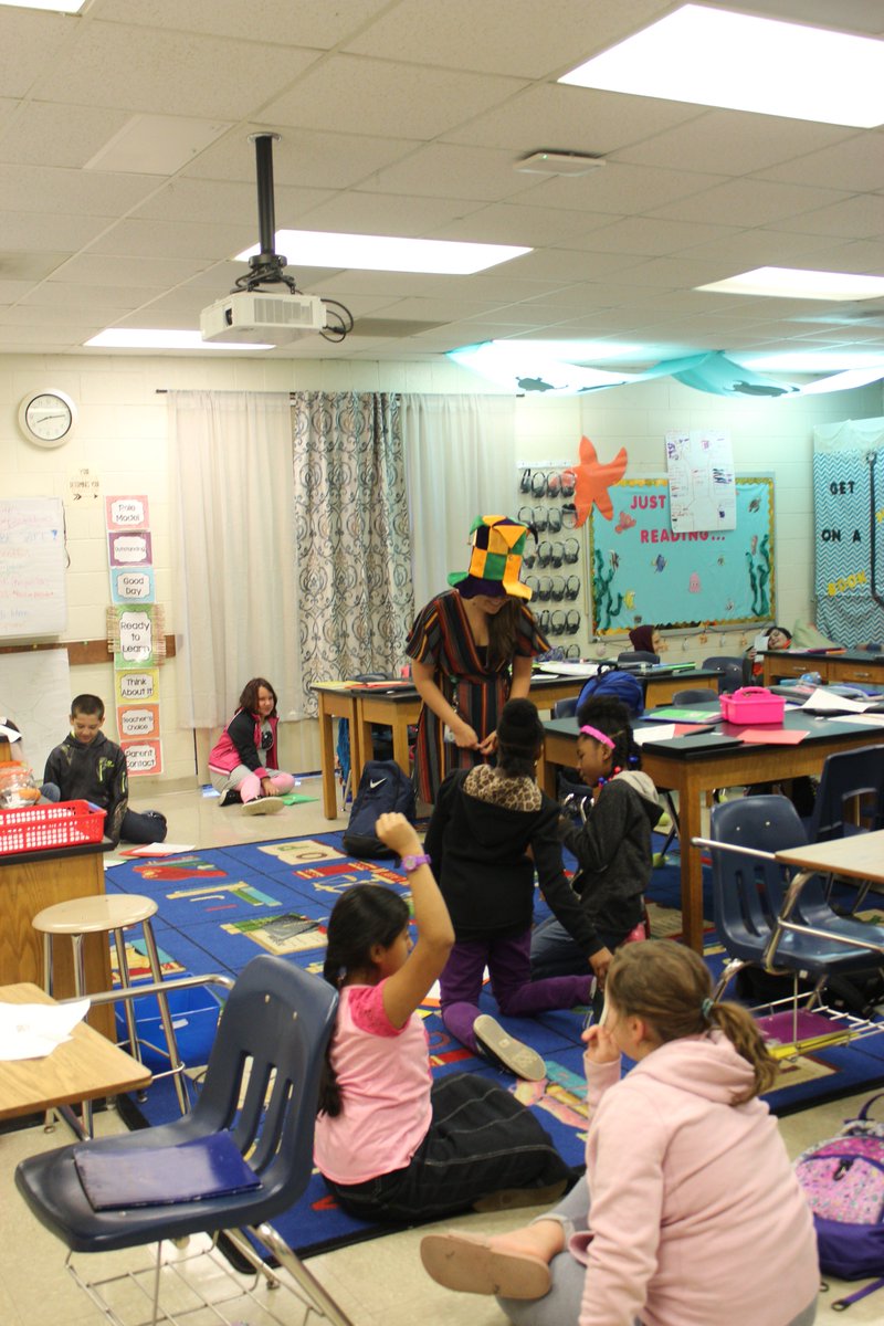 Tech_CoachLloyd's tweet image. Totally acceptable to be the Wild Card!  #MsMilburnsclass #5thgrade #Bethewildcard #changeisgood