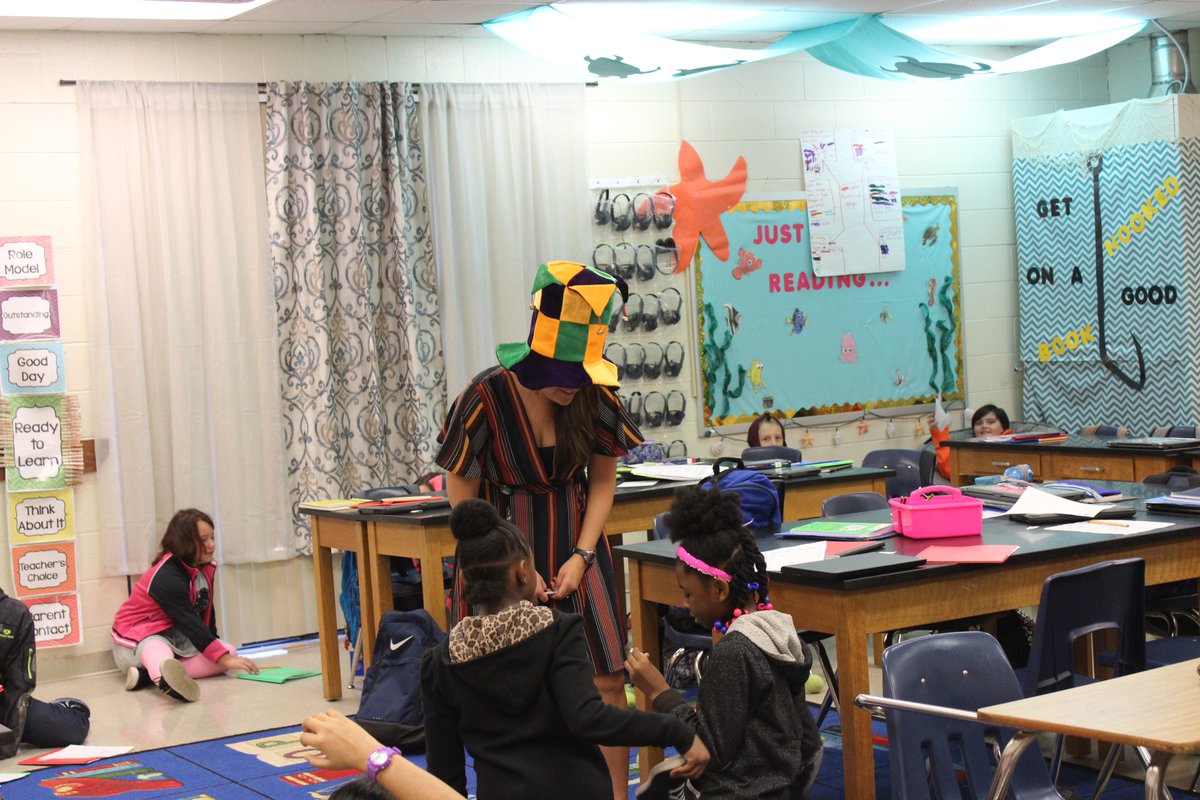 Tech_CoachLloyd's tweet image. Totally acceptable to be the Wild Card!  #MsMilburnsclass #5thgrade #Bethewildcard #changeisgood