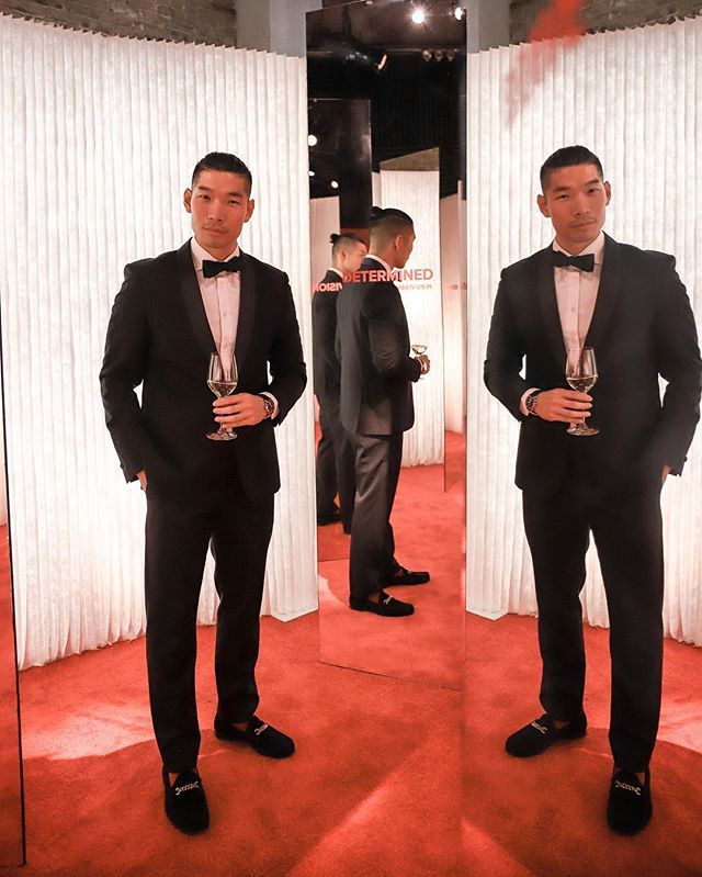 LevitateStyle's tweet photo. Brave. Determined. Visionary. 🍷 Celebrating @penfolds and their new collection in style.
#LevitateStyle #PenfoldsPartner #PenfoldsCollection https://t.co/YE3cNIUA48 https://t.co/NZbiZLONt6