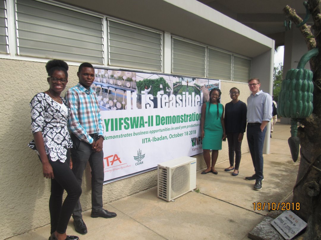 sahelconsulting's tweet photo. @sahelconsulting and @ContextNetwork #Team at the #YIIFSWA II demonstration open day on #seed #yam production potential and #business opportunities in the Temporary Immersion #Bioreactor and #Aeroponics System.
@IITA_CGIAR @IITAYOUTHAGRIP @IYA_Abuja #sahelconsulting #agriculture https://t.co/644DTWXDiB