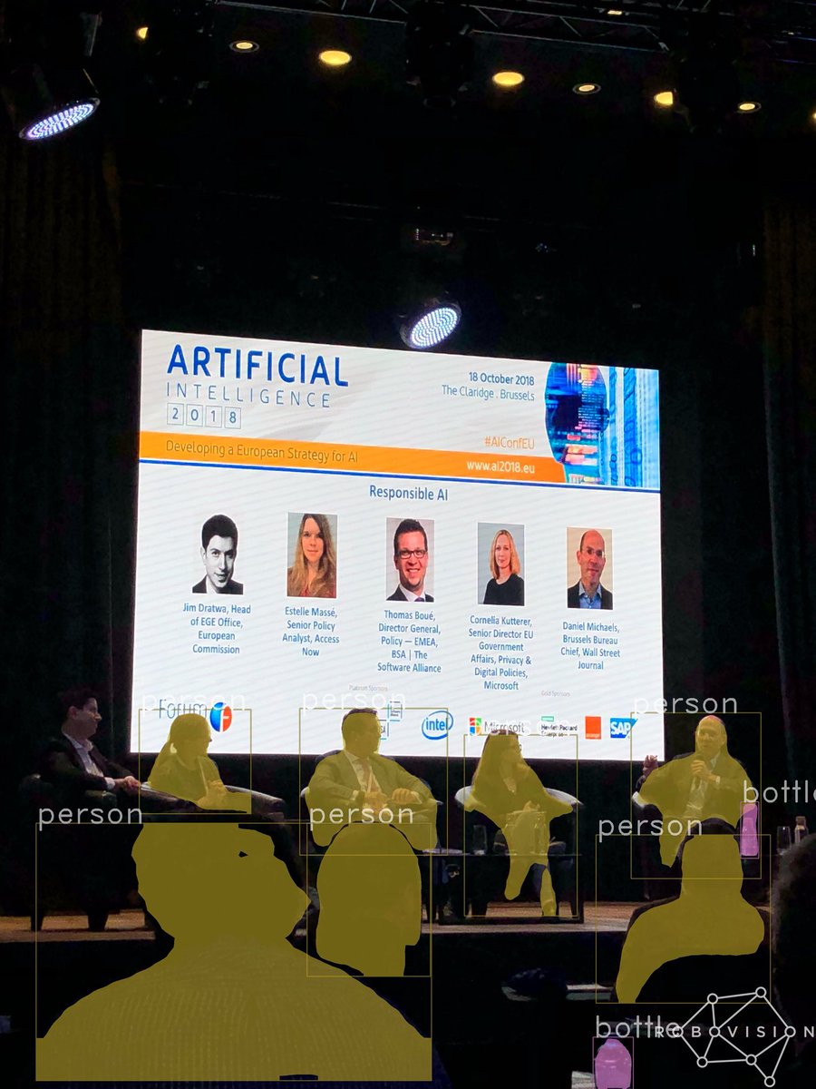 Thanks for the interesting discussion! Just applied some instant deep learning #aiconfeu #robovision