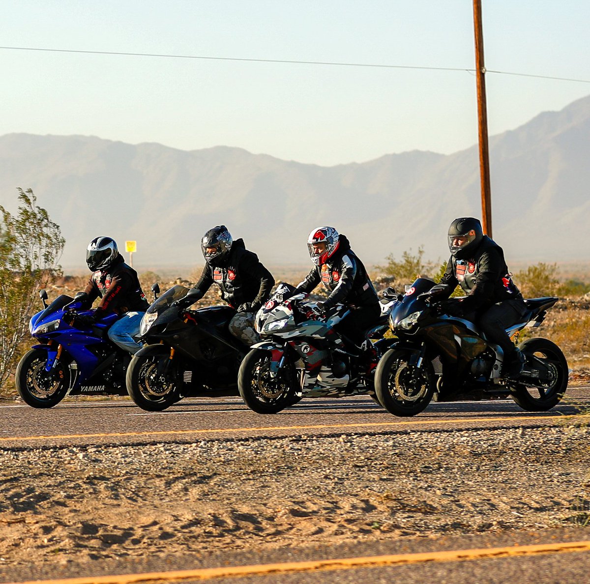 TheKatzphx's tweet photo. Formation. #tkphx #tkmc #bikelife #motorcycleclub #formation #throwbackthursday https://t.co/sdwk5HWJmZ