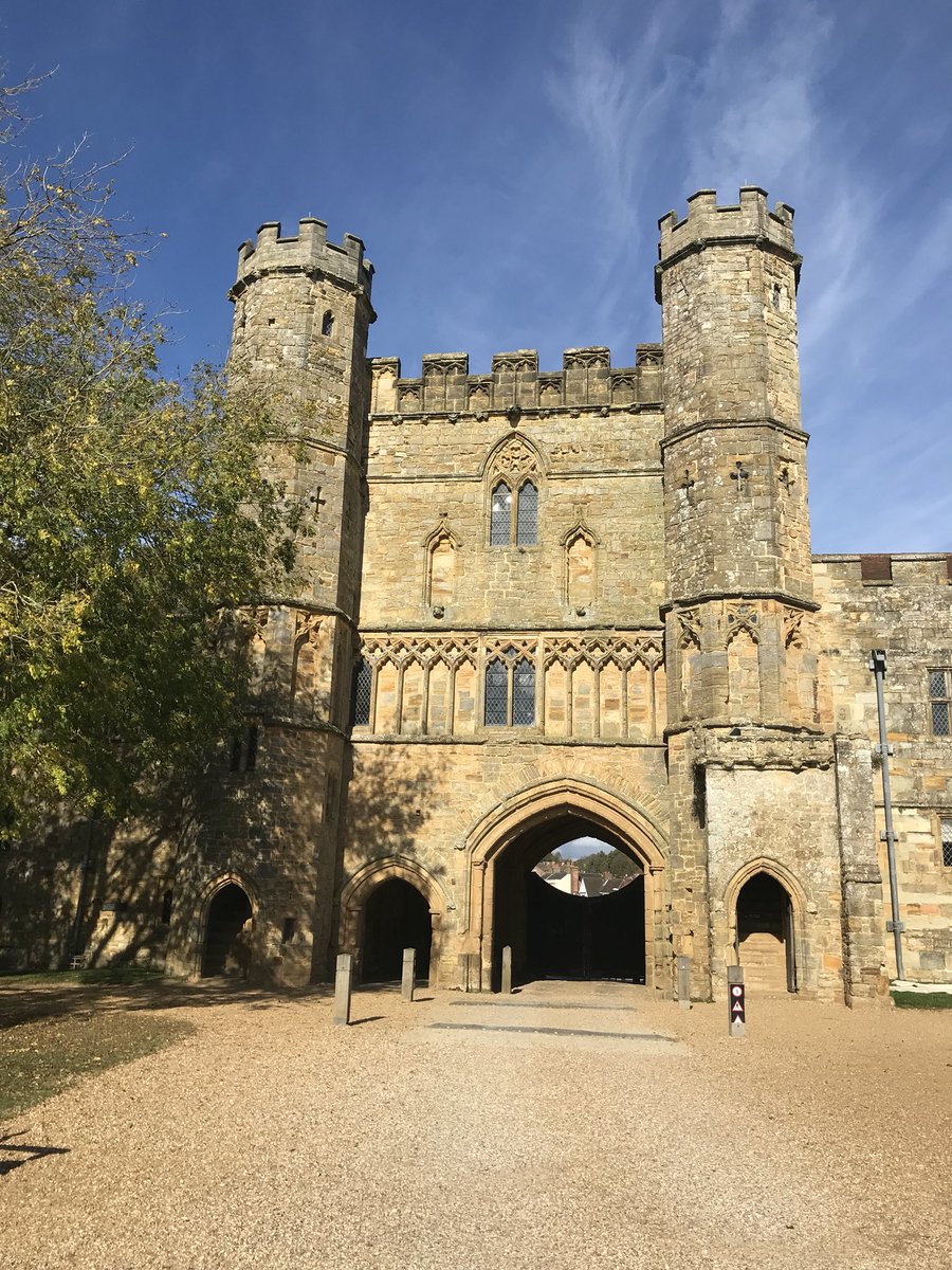 RidePhotography's tweet photo. It was great to be part of @EnglishHeritage Haunted Abbey event last week at #BattleAbbey installing our equipment for the event. #greenscreen #battleofhastings #battleeastsussex #stepintoenglandsglory https://t.co/11Kp0tbB8p