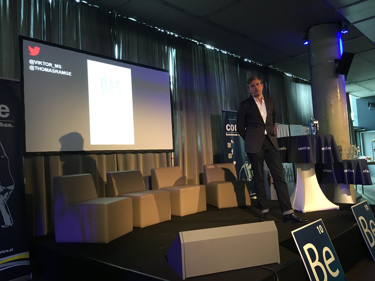 confare's tweet photo. #BeCIO #CIOSUMMIT #IDEAward - "Das Digital": Markt, Wertschöpfung und Gerechtigkeit im Datenkapitalismus. @thomasramge live auf der Bühne https://t.co/VlkallgNal