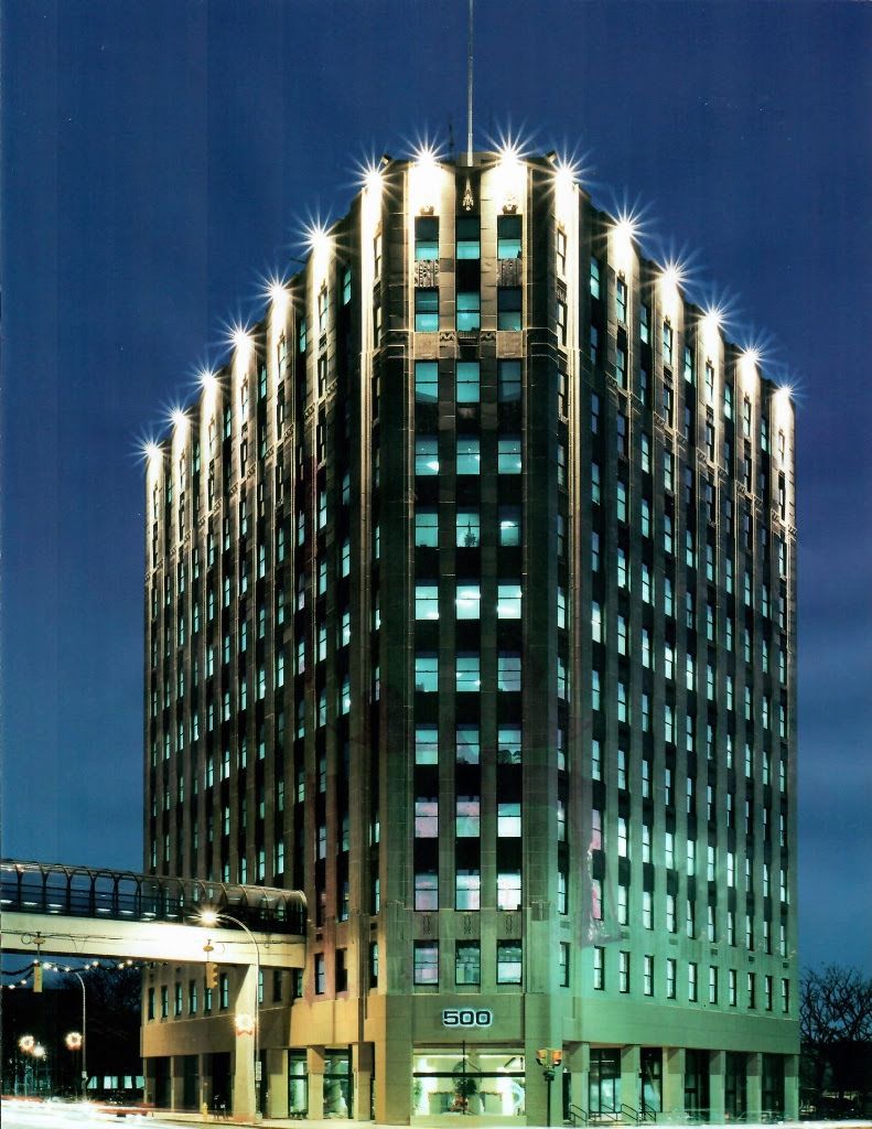 Century_CapLLC's tweet photo. Century Capital Partners closed a $3-million loan to Salina Enterprise to fund the Chimes Building at 500 S. Salina Street. The property is one of Syracuse's most prominent buildings and its renovation contributes to downtown Syracuse's revival. #Revival2018 #hardmoney https://t.co/fMDb2yca0q