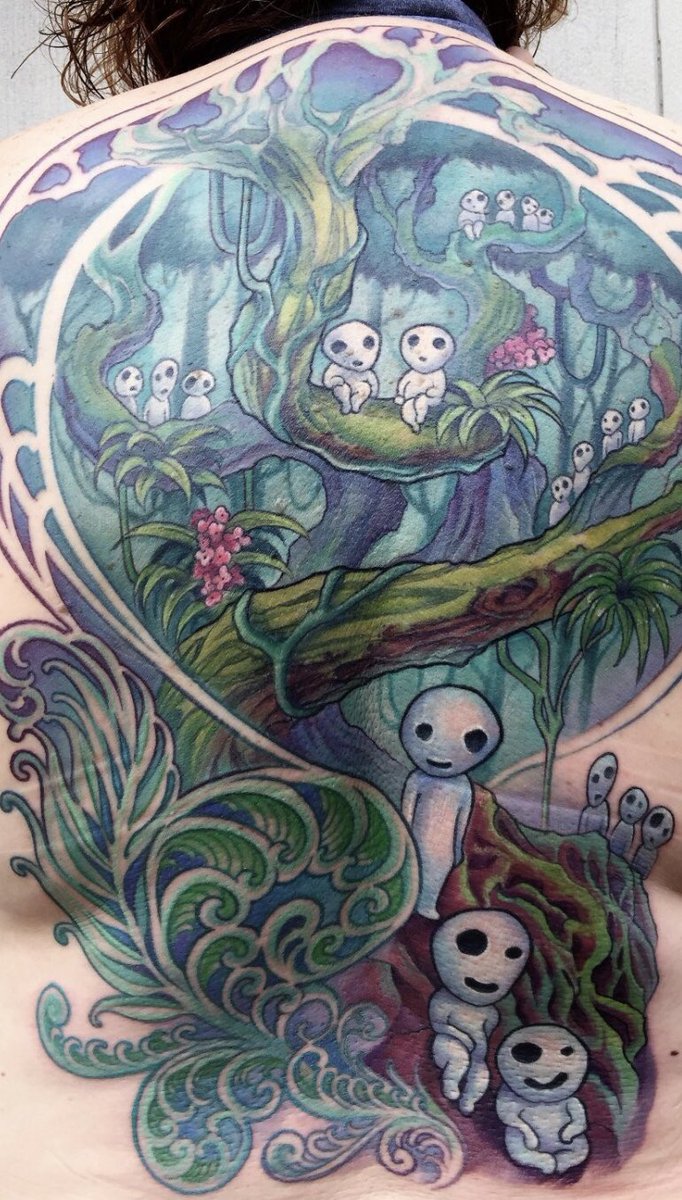 jen_newcomb's tweet image. IMHO - they need to get their shit together!  Your skin is a precious canvas!  Get in the car and drive down to Providence. Here’s my back piece from #powerlinetattoo #mikeyb