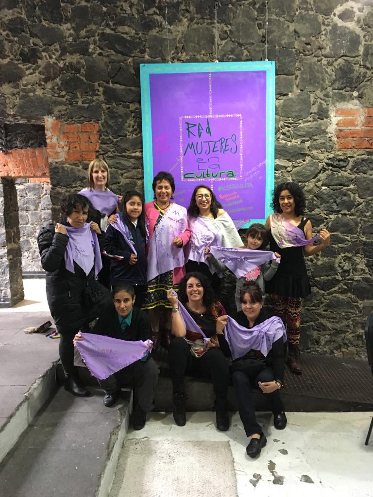 RedMxC's tweet photo. #CampañaInternacional #AlertaVioleta @ConArteMexico @LaNanaconarte #NiUnaMenos #VivasNosQueremos https://t.co/ShiqefzU00