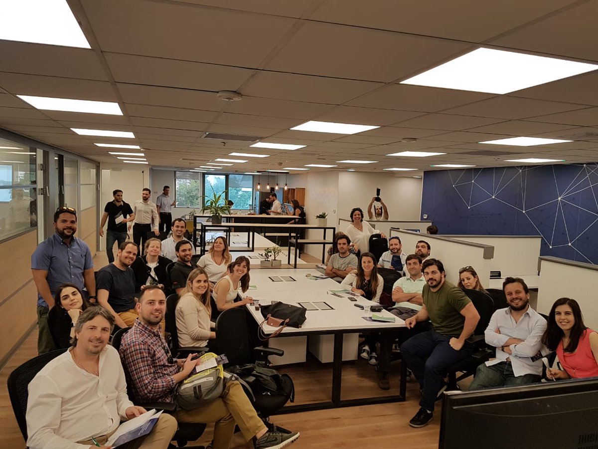 IAE_Austral's tweet photo. #GIPIAE en #Israel > Los #EMBAIAE visitan Highroad Innovation Center #innovación #managment y #negocios.
#Cultura #transformación #conocimiento #aprendizaje #GIPEMBA #IAEBS https://t.co/wISQRP8Znm