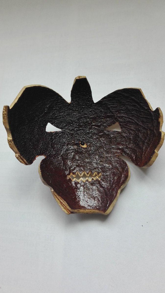 itchibanto's tweet photo. Bonjour, j'aimerai beaucoup avoir vos estimations pour ce petit masque en coco taillé entière à la main, poncé et vernis (environ 8h de travail...)je précise n'avoir aucune formation en
ébénisterie/sculpture/art... bref merci beaucoup d'avance https://t.co/6iLFhEeoz7