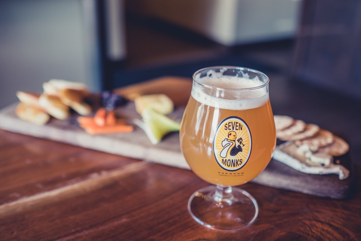 TCBeerWeek's tweet image. Stormcloud Brewing Co. &amp;amp; Cheese Lady Collaboration at 7 Monks Taproom -- Cheese &amp;amp; Beer during TCBW on Nov.14.  🧀🍻 Details --&amp;gt; bit.ly/2P9k8Bw.