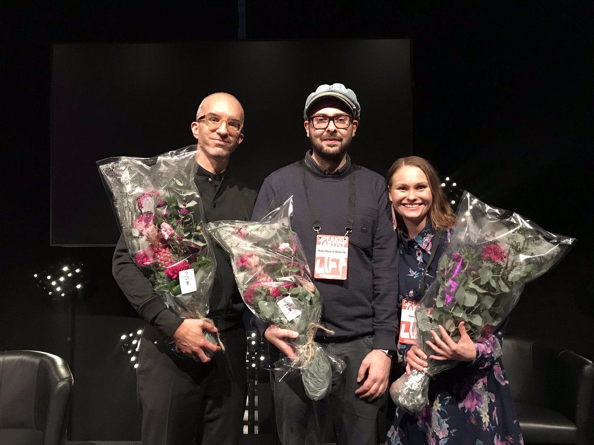 AVEKfi's tweet photo. Iloiset LIFT Pitch -finalistimme Artist Residency Swap, Voconaut ja Haruworks. 💐 Voittaja Voconaut palkittiin 6000 eurolla. #LIFTpitch #AVEKtukee #LIFTHelsinki https://t.co/36aEWhJX7g