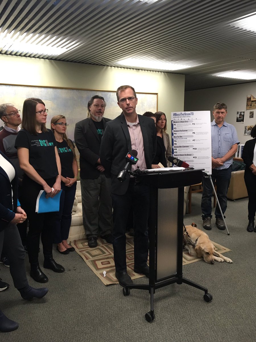 CycleToronto's tweet image. More than 90% of survey respondents supported our three #buildthegrid asks. This election is our chance to push for change, to #BuildTheVisionTO #BikeTO