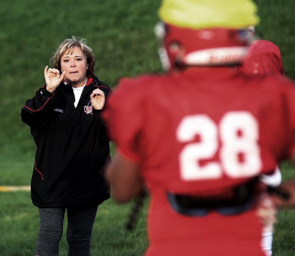 VIDEO LOOK @ParklandSchools football player Alex Ocasio, Jr., is a special young man. He just doesn't want to be treated special. He's interviewed in this video along with his interpreter, the amazing Sue Arndt. mcall.com/sports/groller…