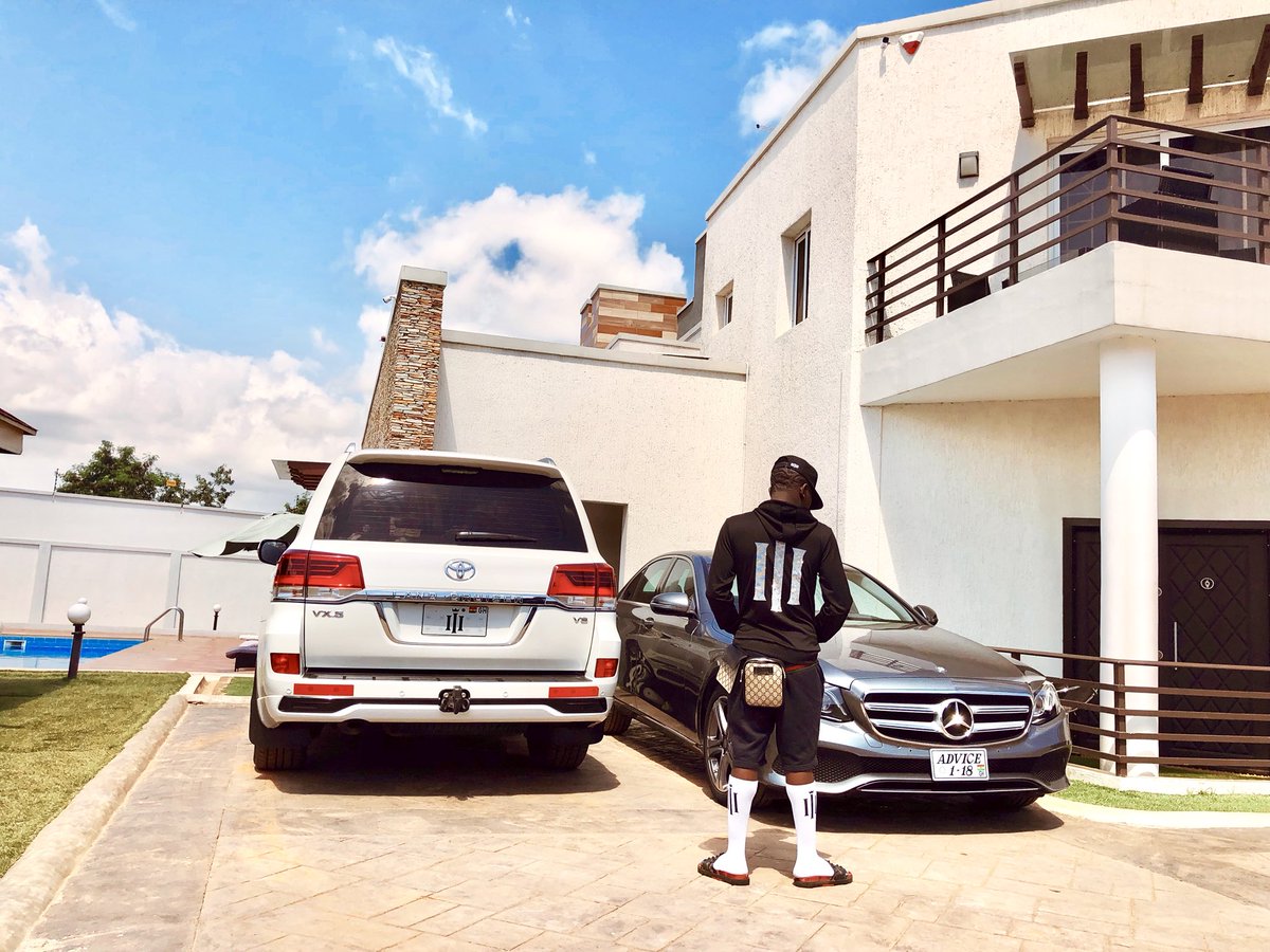 shattawalegh's tweet photo. Advice well taken..Mercedes Benz no Dey talk 🙏🏾 https://t.co/1wS5m9y7oR
