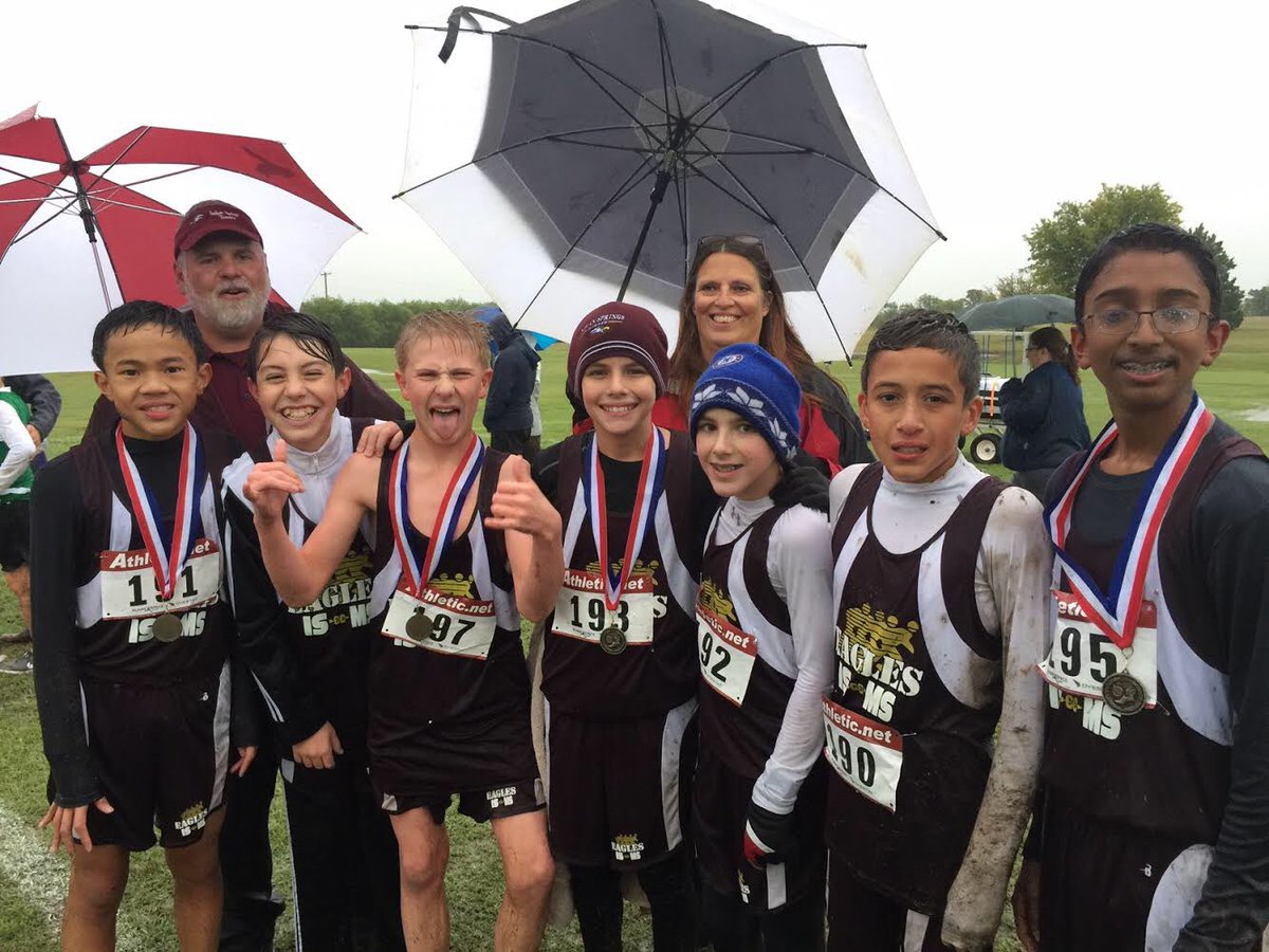 KHSSpeed's tweet photo. Congrats to our future Indians at the MOC! KMS 8th boys and girls, 7th girls, ISMS 7th boys all won, KMS 7th boys 2nd! @KHSBooster @KHSIndianNation @KISDAthletics @KGirlsTrack @KellerHSTrack @KMS_Comanches @IndianSpringsMS #FocusToTheFinish #ALLIN #KellerProud https://t.co/OO7Rpn4MVo