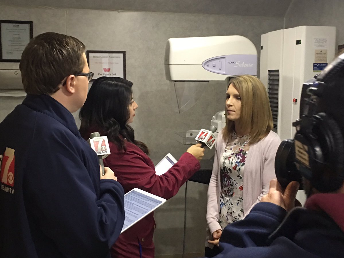mfldclinic's tweet photo. Breast care coordinator Amanda Boreen was on the @WSAW morning show today talking about #breastcancer as part of #BreastCancerAwareness month and tonight’s #BuddyCheck7 phone bank. https://t.co/xZYwPD2sxd https://t.co/1HUx3PPDGJ