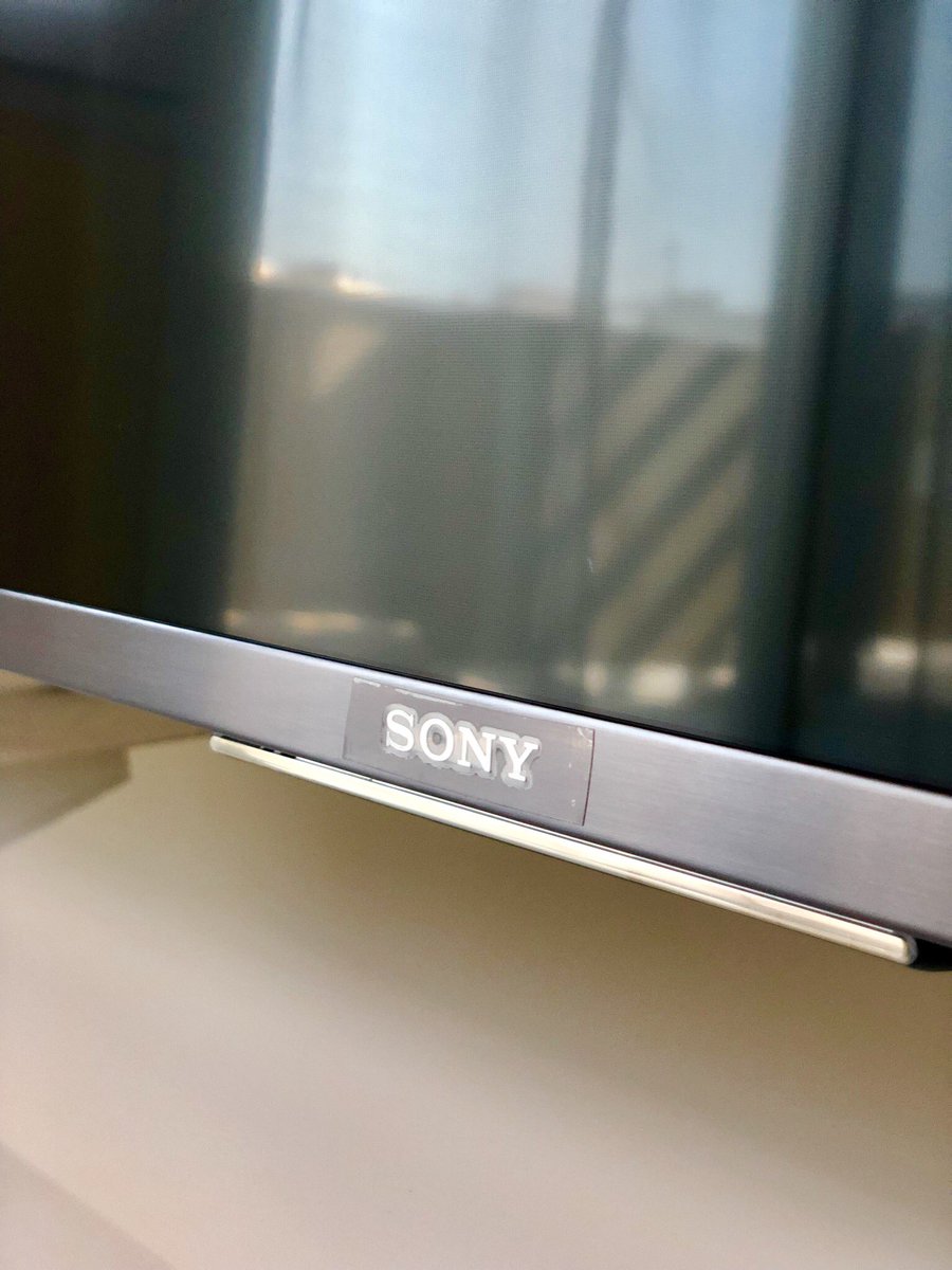Adamwilson115's tweet photo. So excited to have a tv again! It was such a good deal 😎😁#75inch#camewithafreespaweekendandwatch #dubaiwins https://t.co/vCzfMio1yT