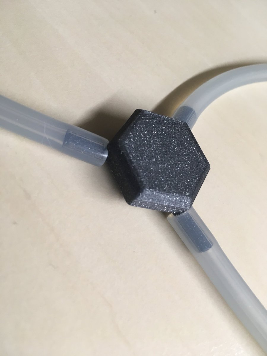 grafitomi's tweet image. My little girl wanted to play with a stethoscope or as she calls it a “doctor’s microphone”. I am a makerDad.. so I made it! Found some tubing and after a quick modeling and a longer print on the mk3.. we have the thing. :) #practicalprinting #toy #makerdads #sharelearngrow