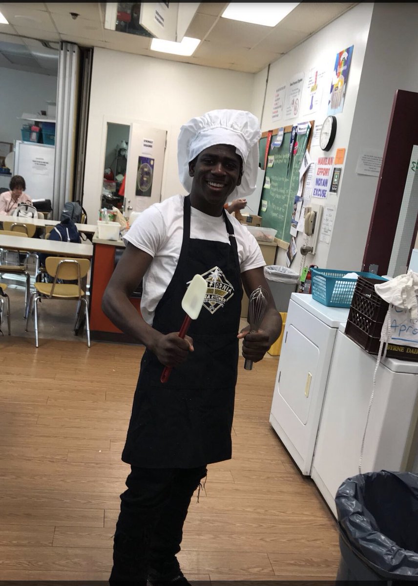 BHS_FACS's tweet photo. Its not delivery, it’s our awesome culinary 2 students!! #skillsforlife @brenda_lidestri @BinghamtonCSD @Kevin_Richman @DrToniaThompson https://t.co/6hH6fj1bdp