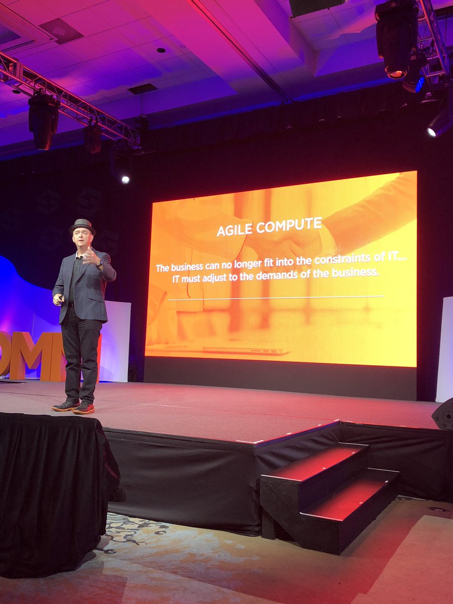 ScanSourceComm's tweet photo. “Average #dwell time is 90 days that bad actors are in your network. You need an agile security strategy. This is a great services opportunity for #RecurringRevenue.” Andrew @pryfogle @IntelisysCorp #1Comm2018 #IT #computing https://t.co/hAAnidflJe