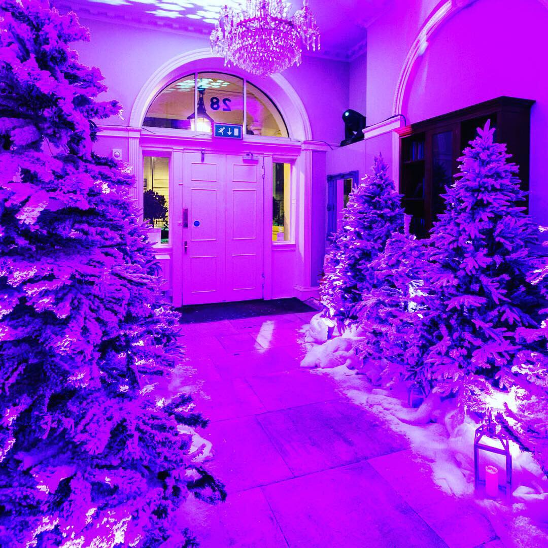 ITAVenues's tweet photo. Still looking for your perfect Christmas party venue?! Step inside a fairytale of fantasy &amp; make believe at #28portlandplace in London’s  West End from £94ph +vat, #narnia #themedparty #christmasvenue #wardrobe #exclusiveparty #christmasparty #londonvenue #hellomerry https://t.co/hX6obBLYpg