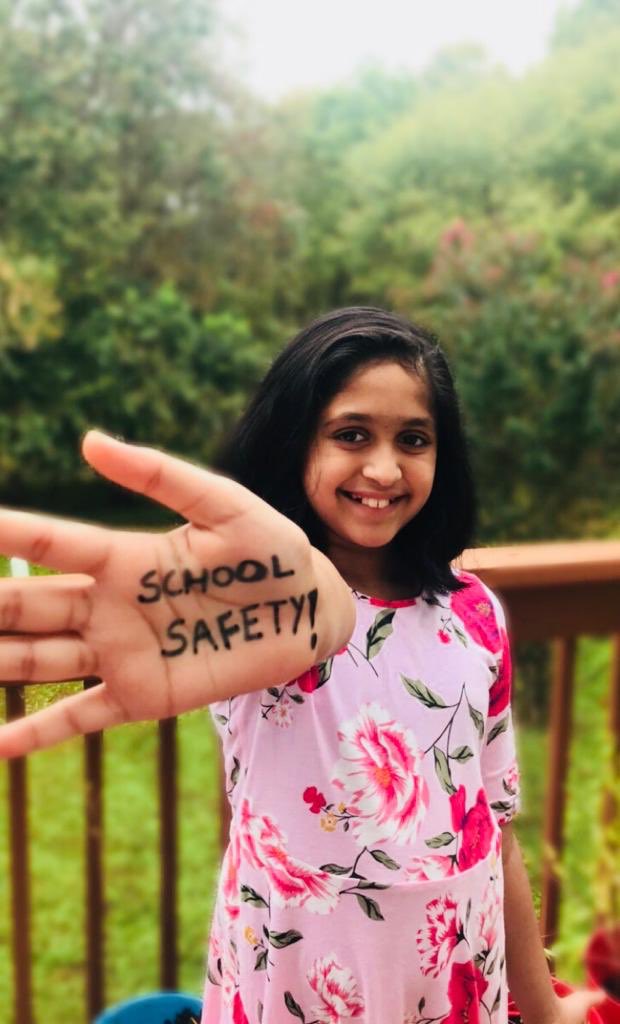 npstation2018's tweet photo. #schoolsafety #safetypatrol #makeschoolsafeagain #sisterhood #dayofthegirl https://t.co/i0oRhXkb4Z