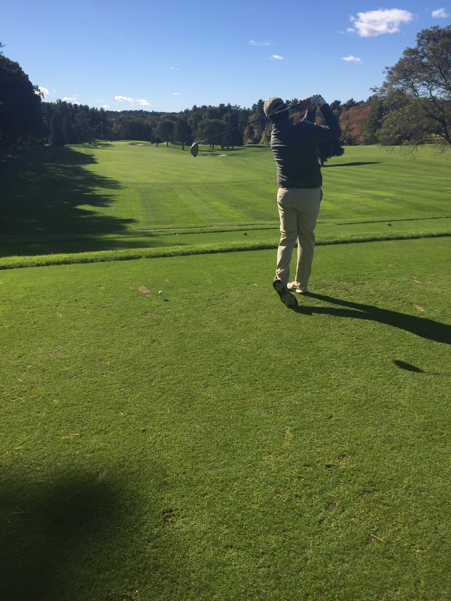 Senior Captain Josh Hough getting started at the Hockomock Golf Championships!