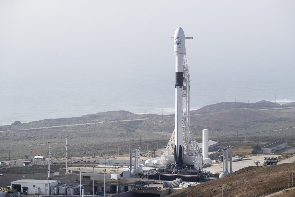 IridiumBoss's tweet photo. Re: our Iridium-8 launch on December 30th: satellite parts delay is finally past us, and SpaceX launch manifest at VAFB had to be worked around, but we’re a go!  However, we’re really cutting it close on our plan to complete Iridium NEXT by year end! 😊@Marine_layer: behave! https://t.co/ZQgRzgH59d