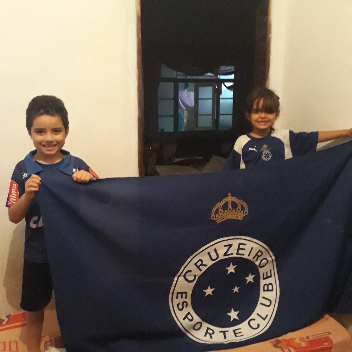 Danilo40480010's tweet photo. #hexaJA Davi e Cecília bi campeão e o pequenino de Minas não. Zerooooooo buuuuuu Ronaldo. https://t.co/V4lYclrReU