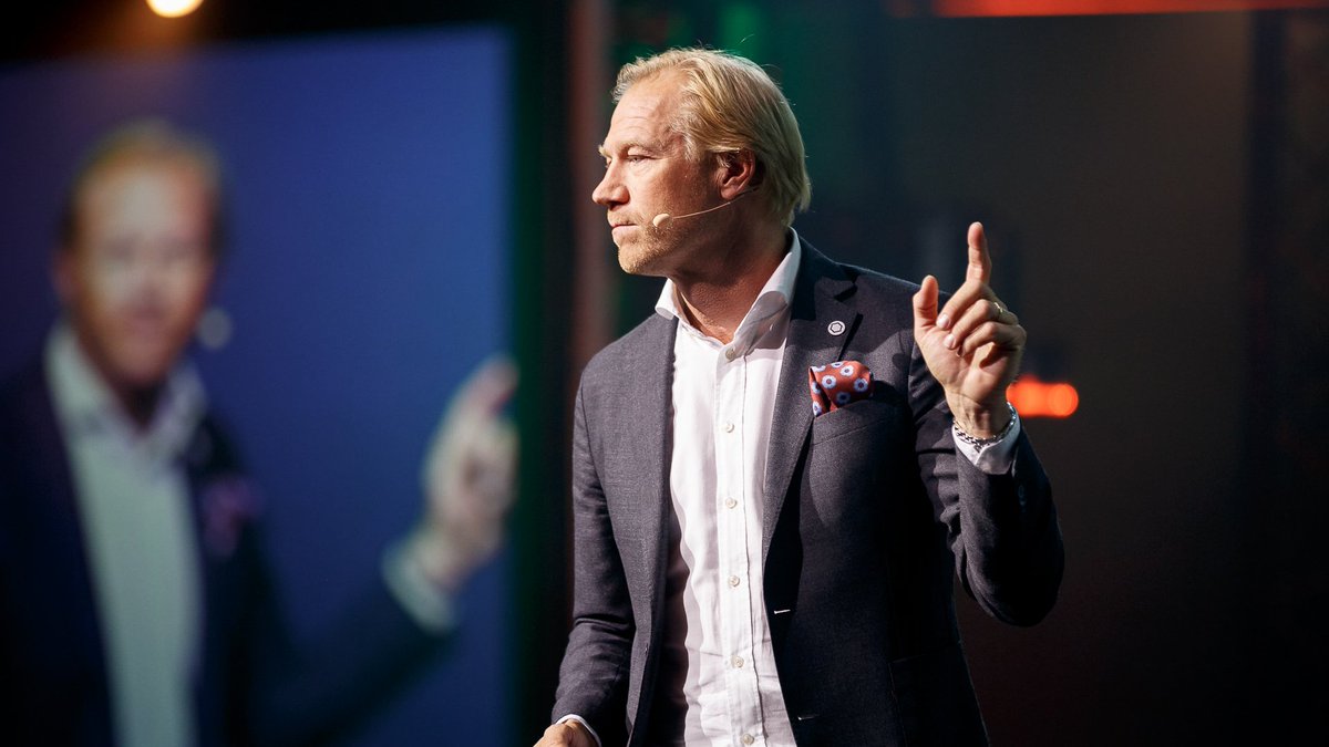 .<a href="/Skype/">Skype</a> co-creator Jonas Kjellberg on stage at <a href="/TrendshipNL/">Trendship</a> 2018 #innovation #inspiration #trendship18