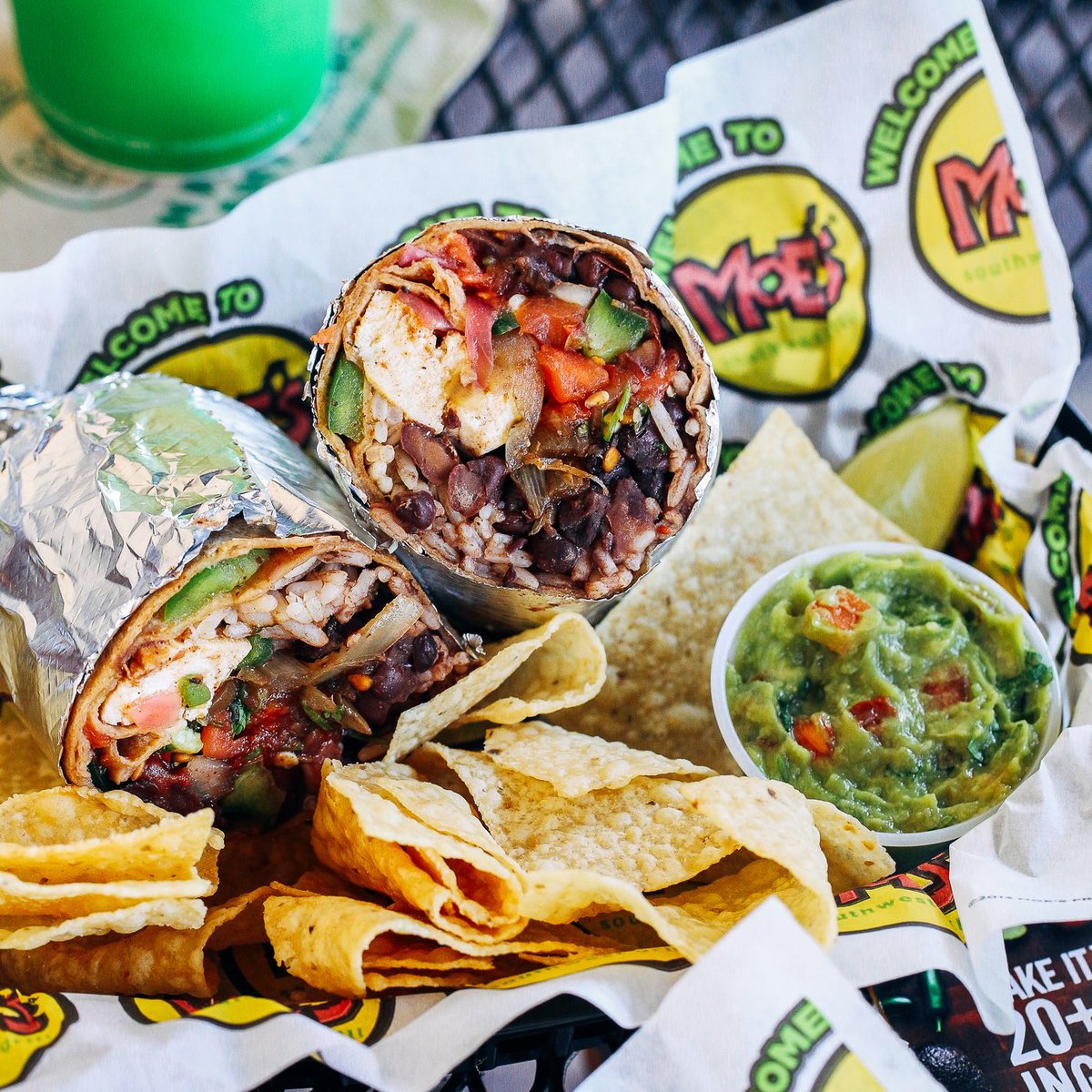 NEW! Sharing all of the awesome plant-based options at Moe's Southwest Grill on the blog today: go.shr.lc/2S13UJ0  #MadeAtMoes <a href="/Moes_HQ/">Moe's Southwest Grill</a> #sponsored #WelcometoMoes
